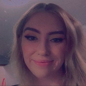 Meet your Posher, Eve